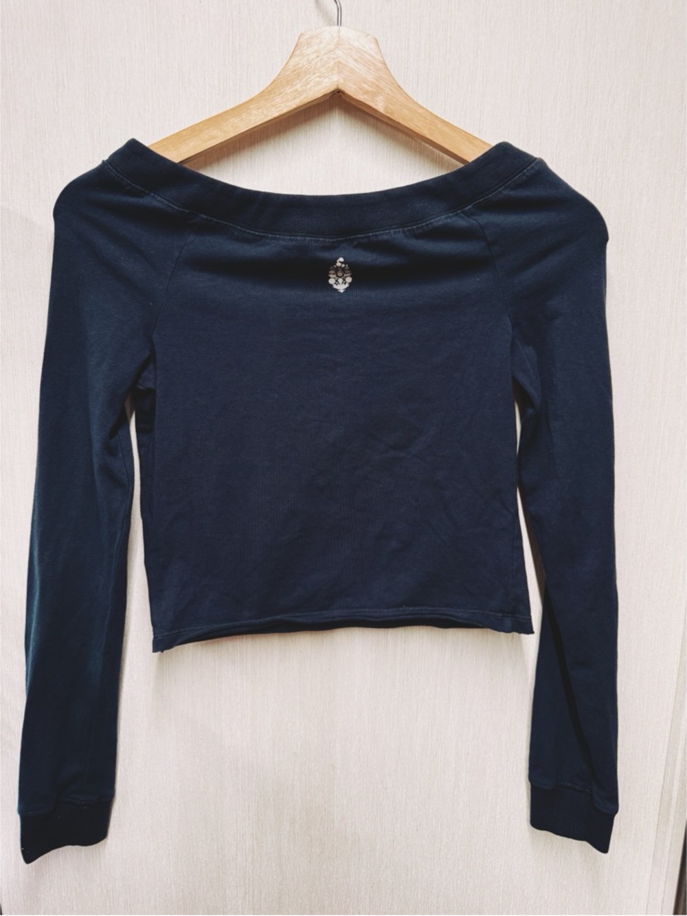 NWOT Free People Movement Navy Hot Shot Easy Long Sleeve Top, Size Small - Picture 5 of 9